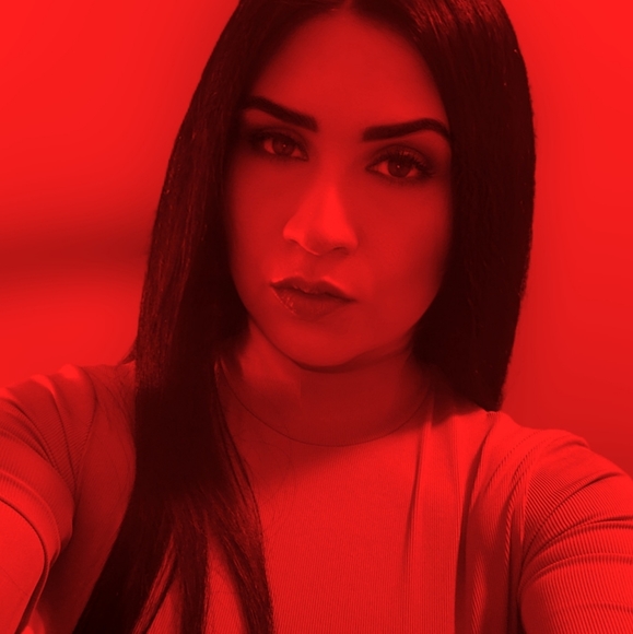 Meet your Posher, Jessica - Picture 3 of 4